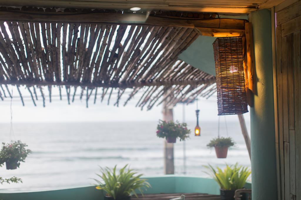 Barefoot Hotel Kalim Beach Front Patong Luaran gambar